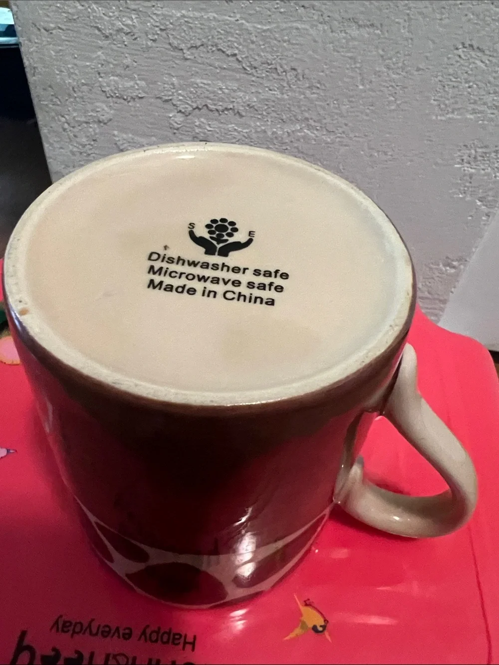 #3192**Ceramic Two-Tone Brown Patterned Coffee Mug